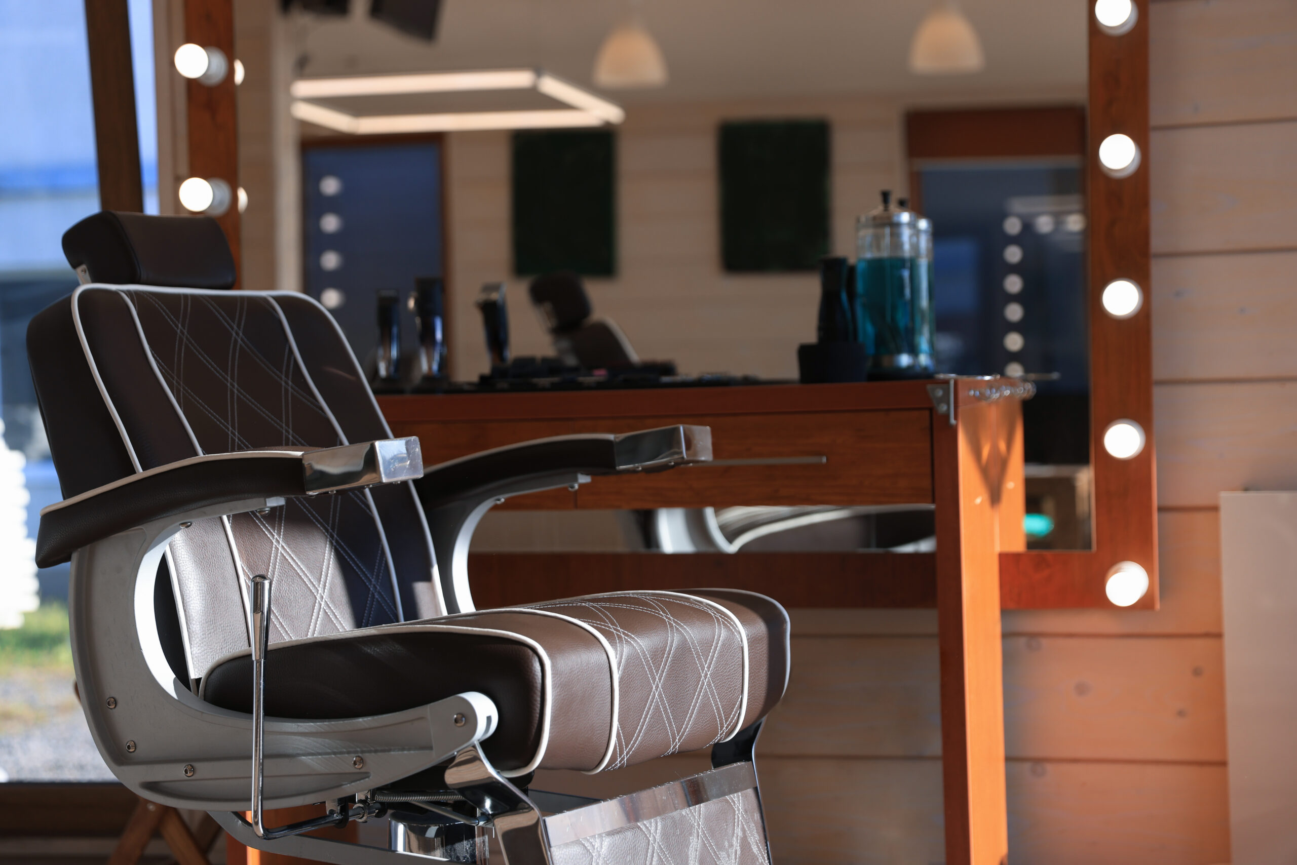 Elevate Your Grooming Routine with BarberNBar: Cheltenham’s Premium Lounge Experience