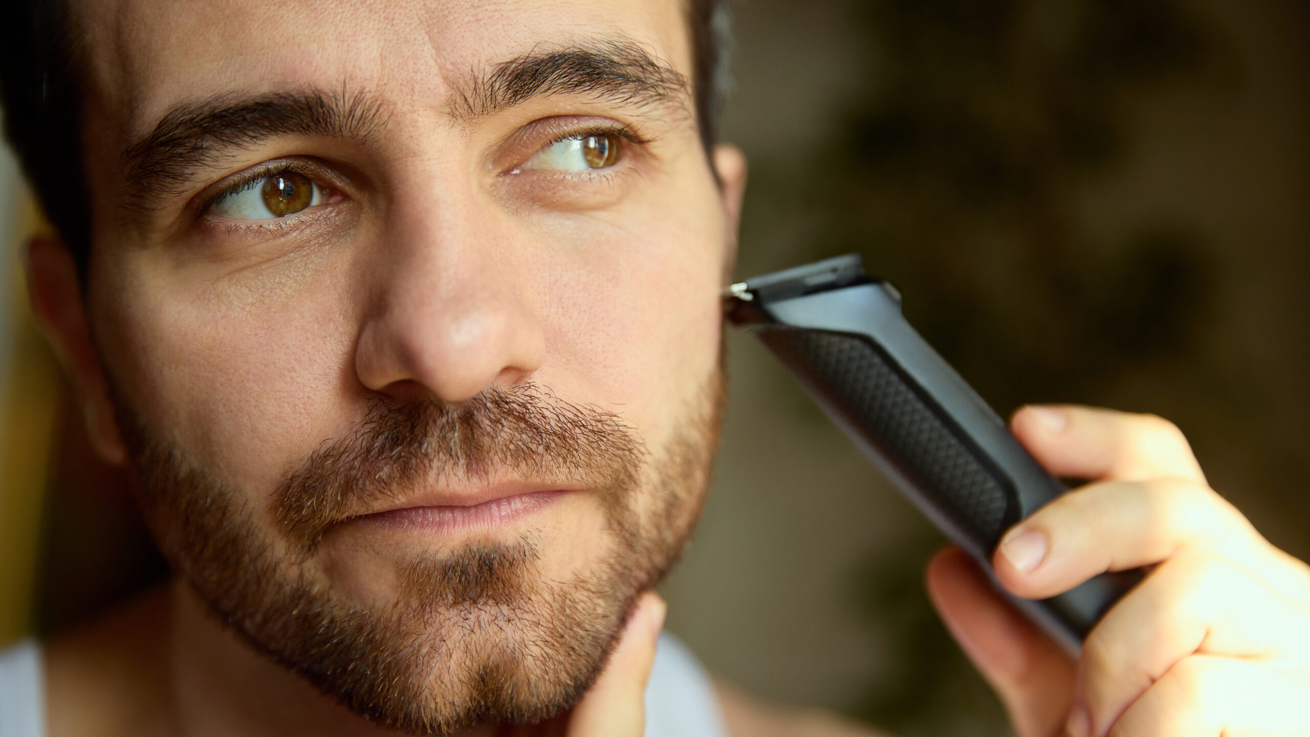 Fresh Fade, Sharp Beard: Easy Maintenance Between BarberNBar Visits