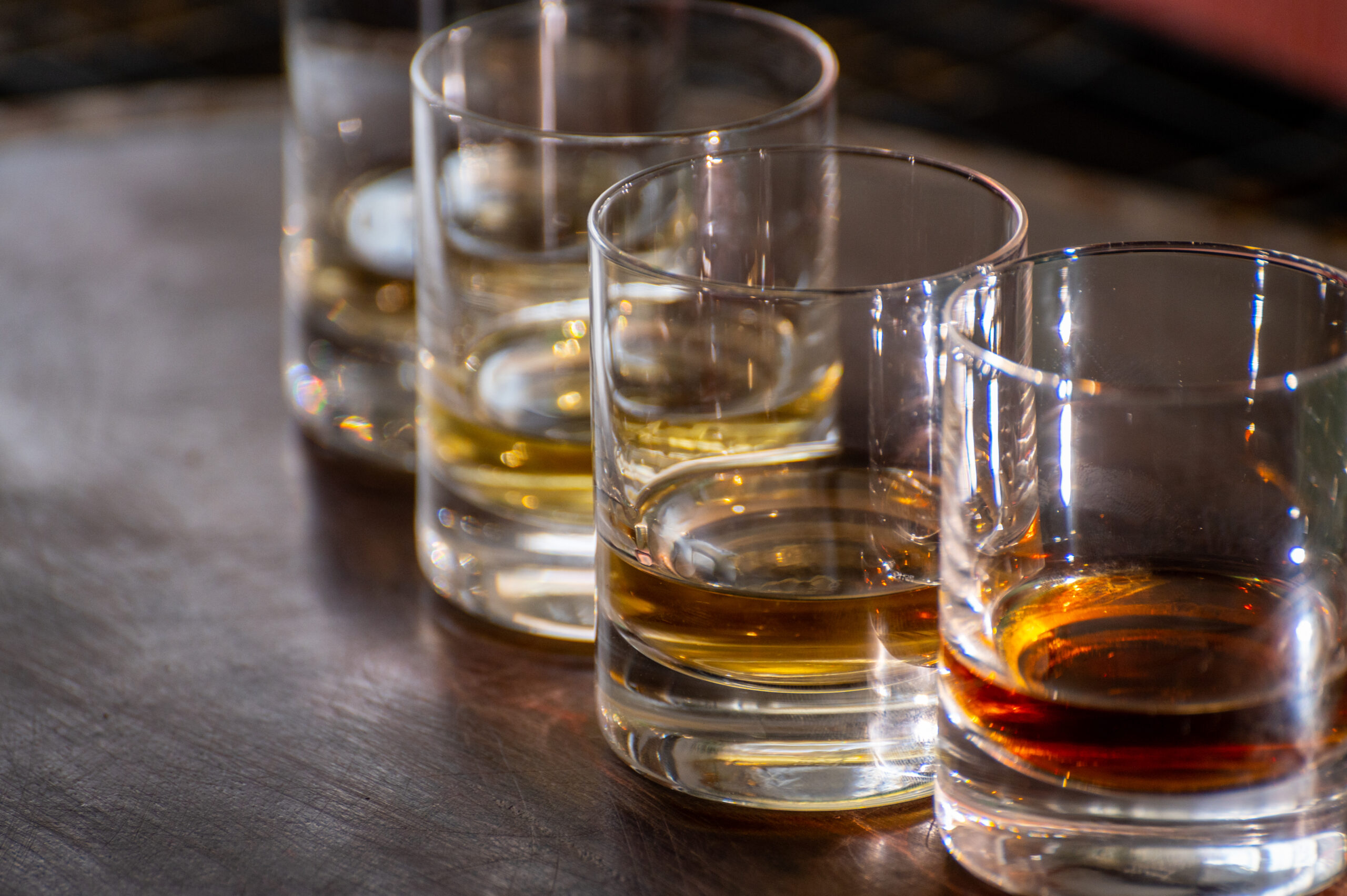 Why a Grooming Lounge with Complimentary Whisky and Craft Beer Elevates Your Cut in Cheltenham